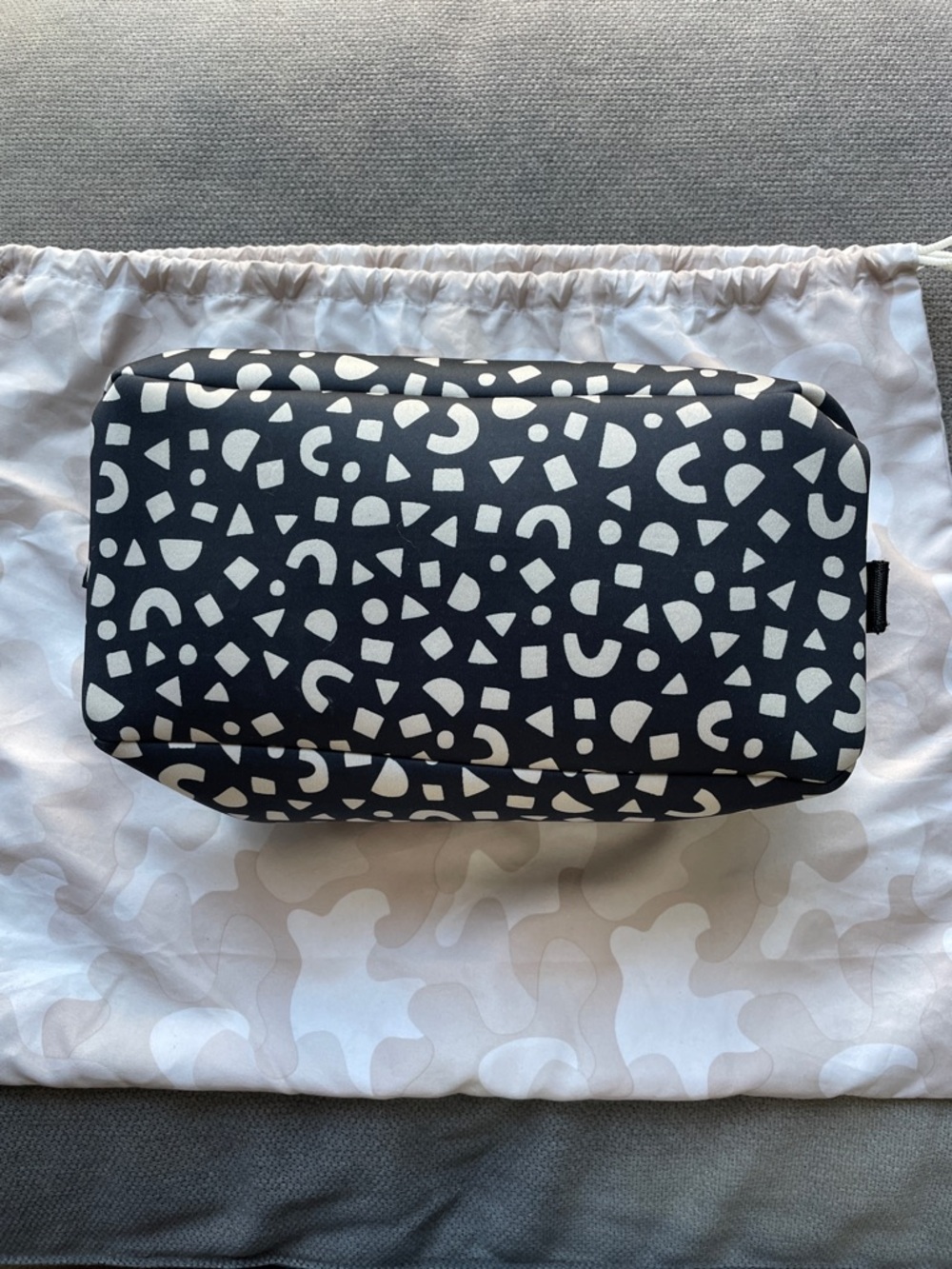 Dagne Dover Hunter XL toiletry bag in Block Party print - Picture 4 of 5